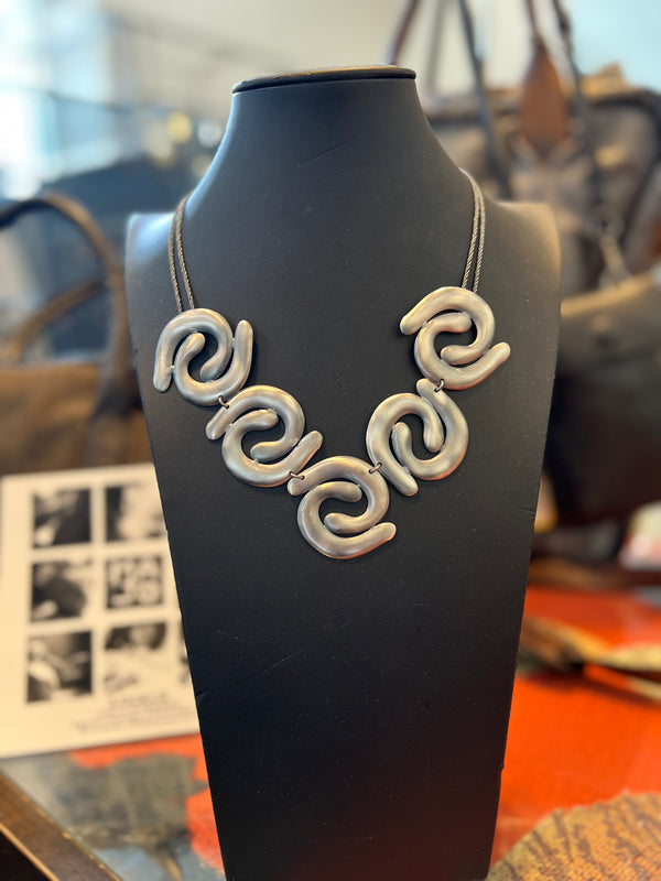LUZ NECKLACE