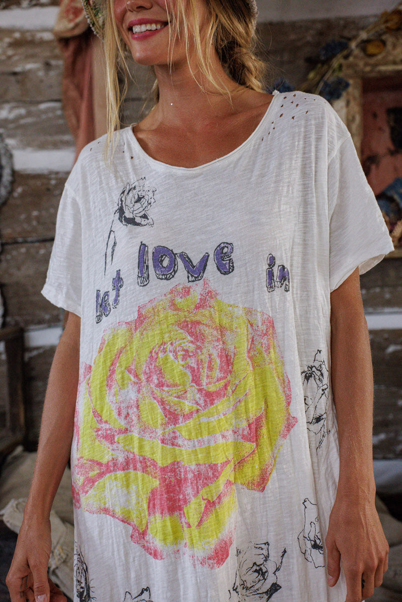 LET LOVE IN T DRESS