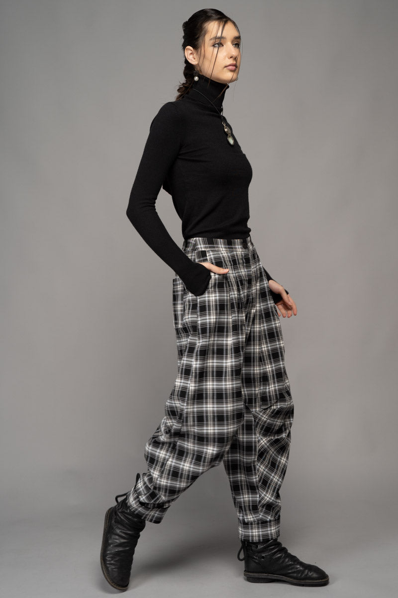 SIOUXSIE TUCK PANT