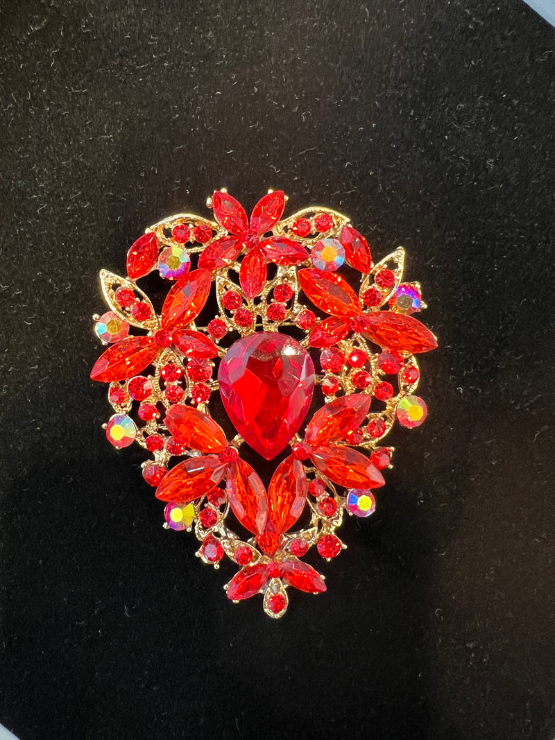 VINTAGE GLASS BROOCH