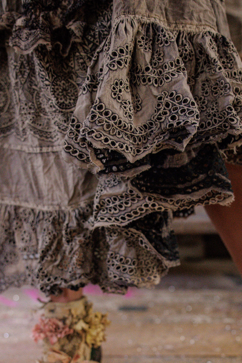 EYELET PISSARRO SKIRT