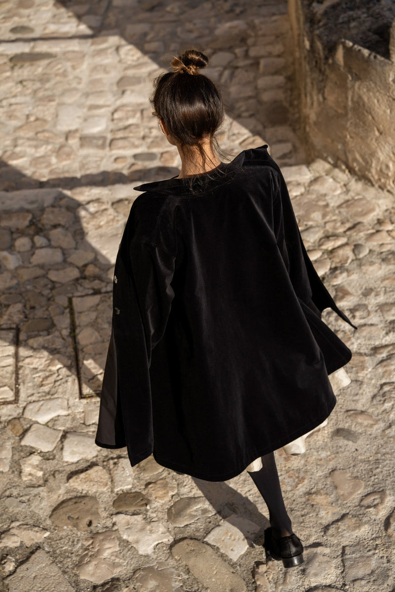 DE VILLE COAT