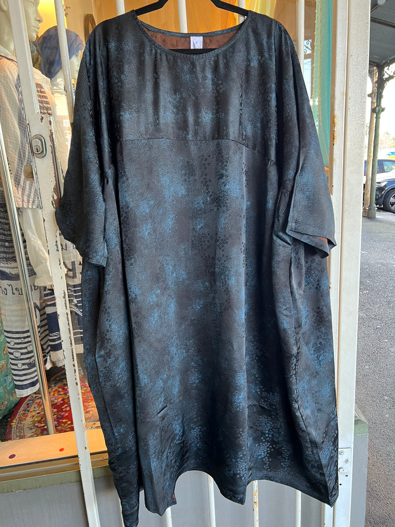 PLAYGROUND DRESS