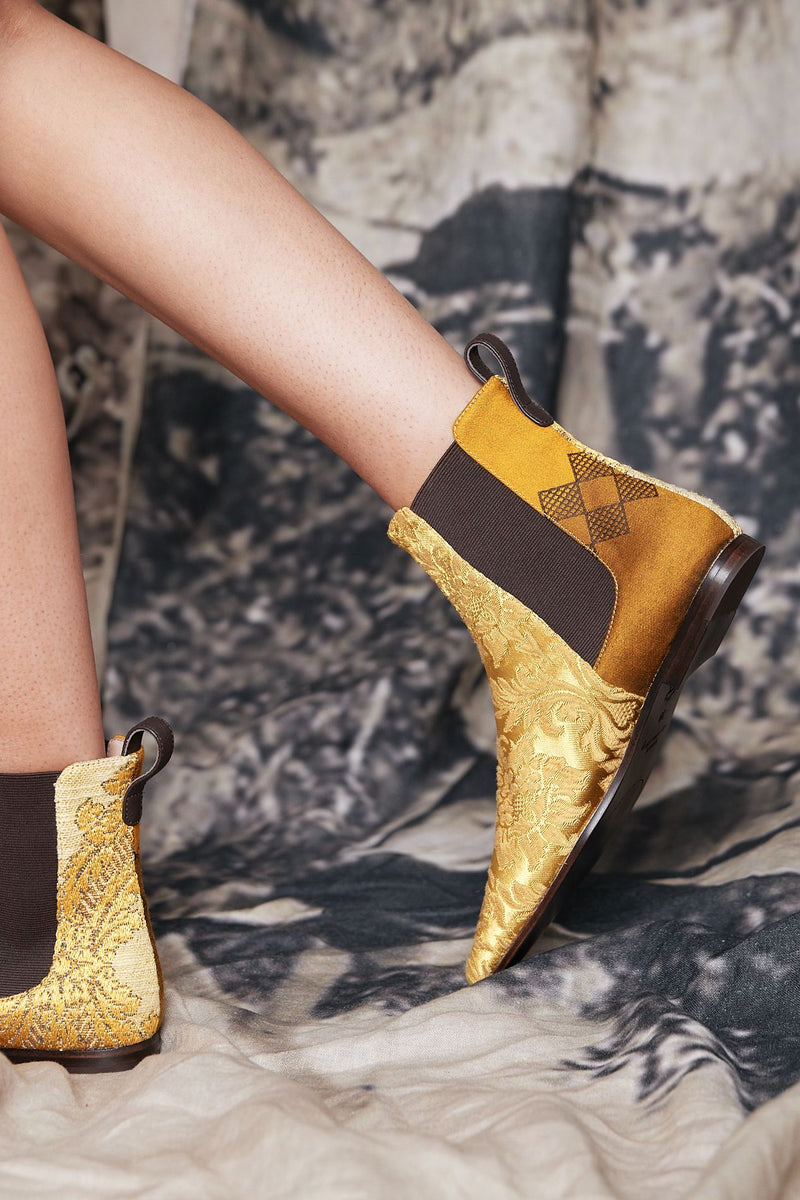 DARK GOLD BOOT