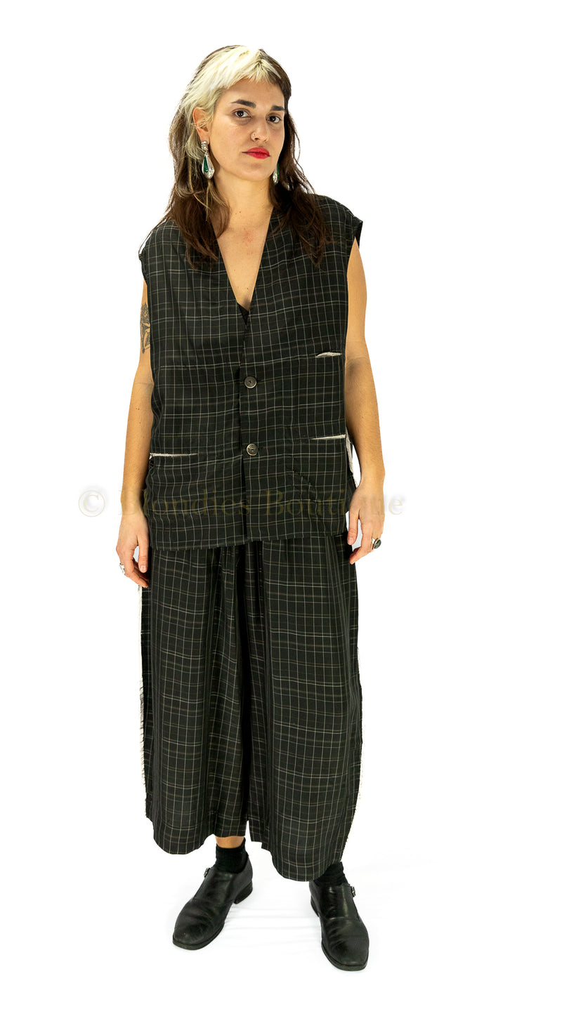 BEBE VEST