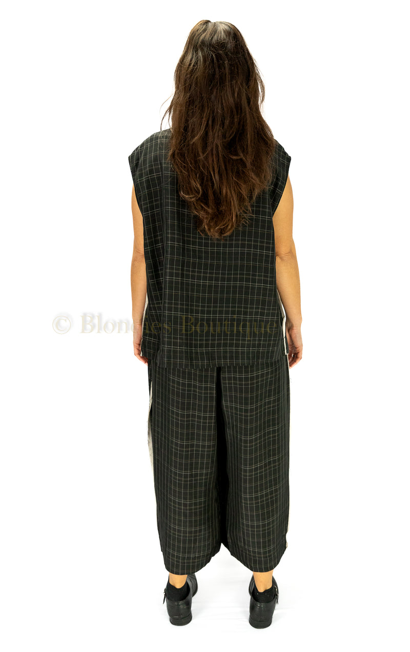 BEBE VEST
