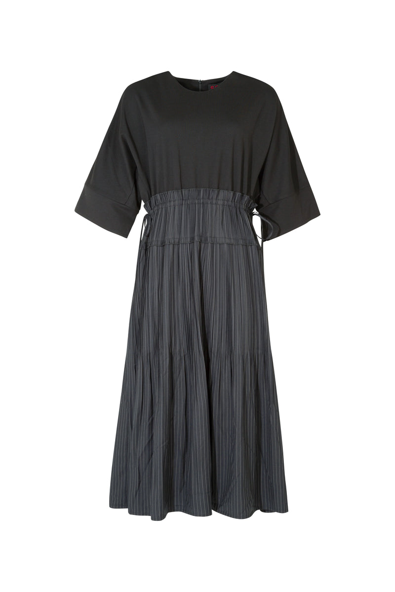 PLEATING MOMMENTS