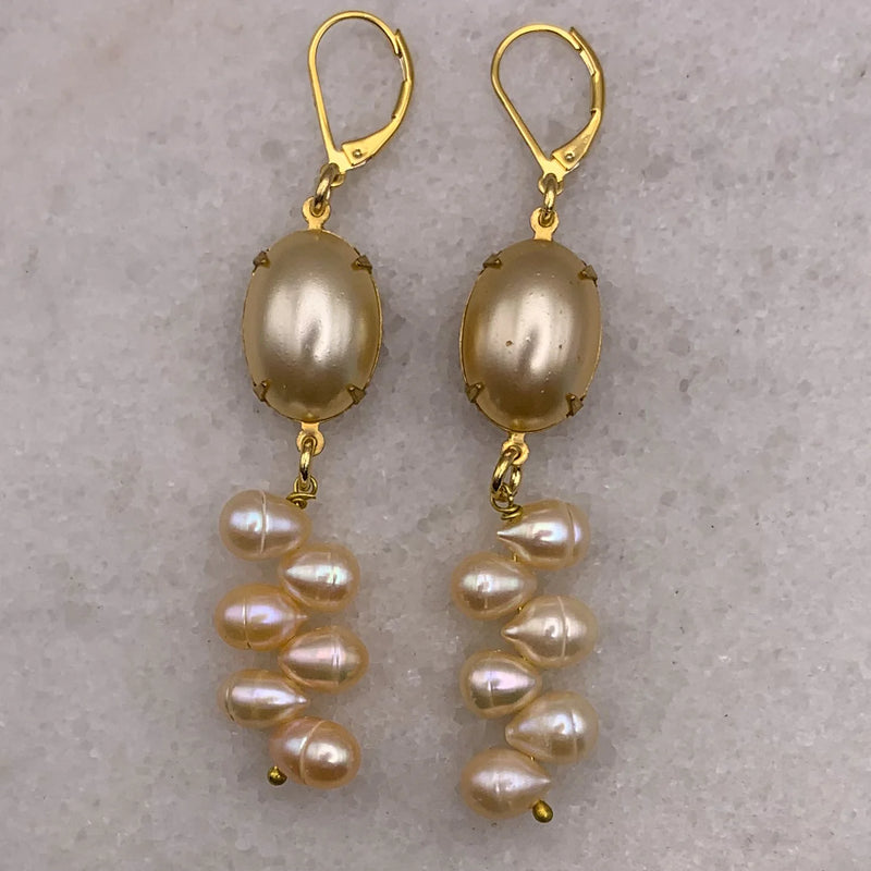 PEARL QUEEN EARRINGS