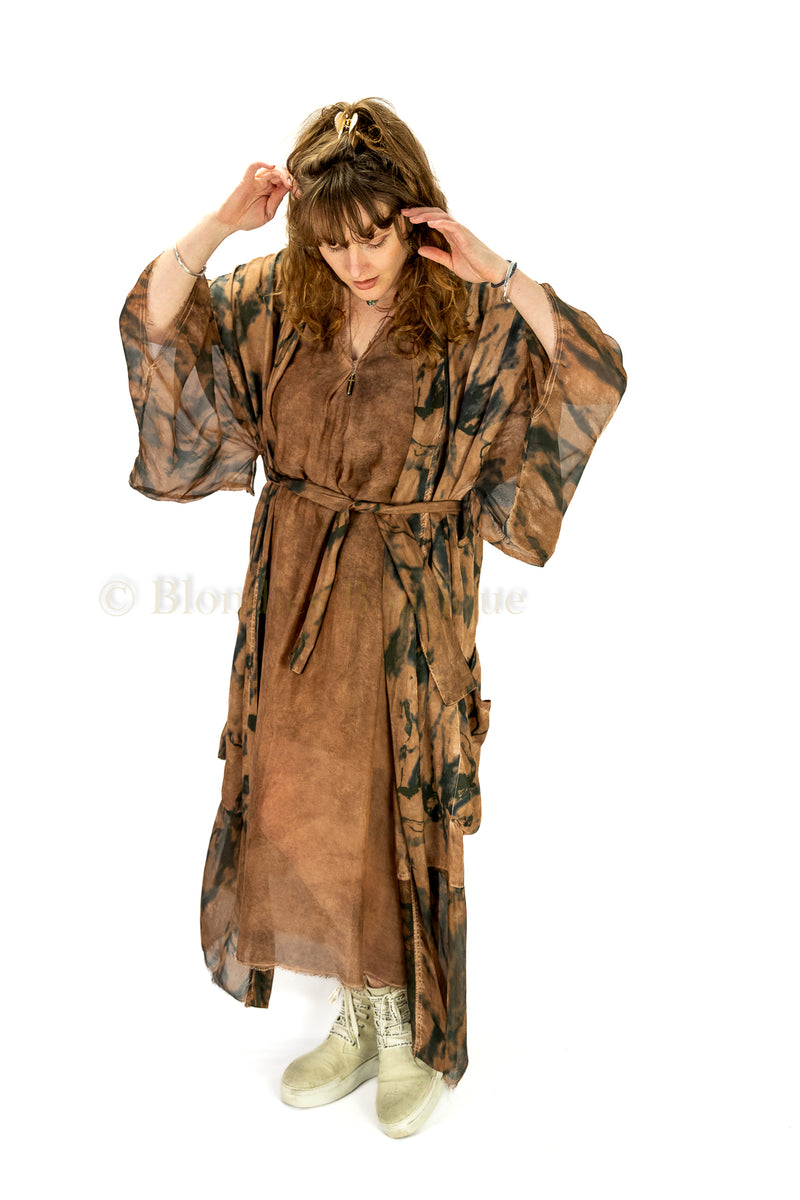 DEVINE KIMONO