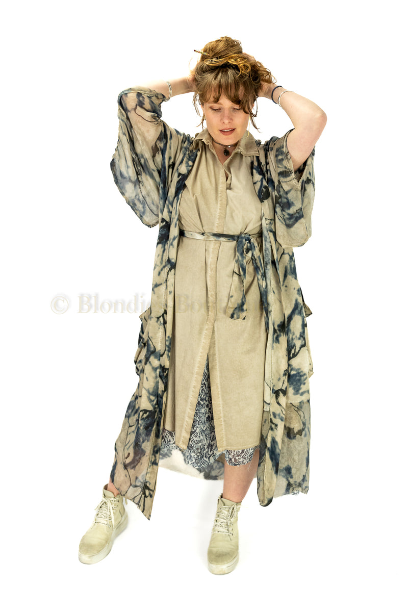 DEVINE KIMONO