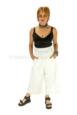 WIDE LEG TROUSER