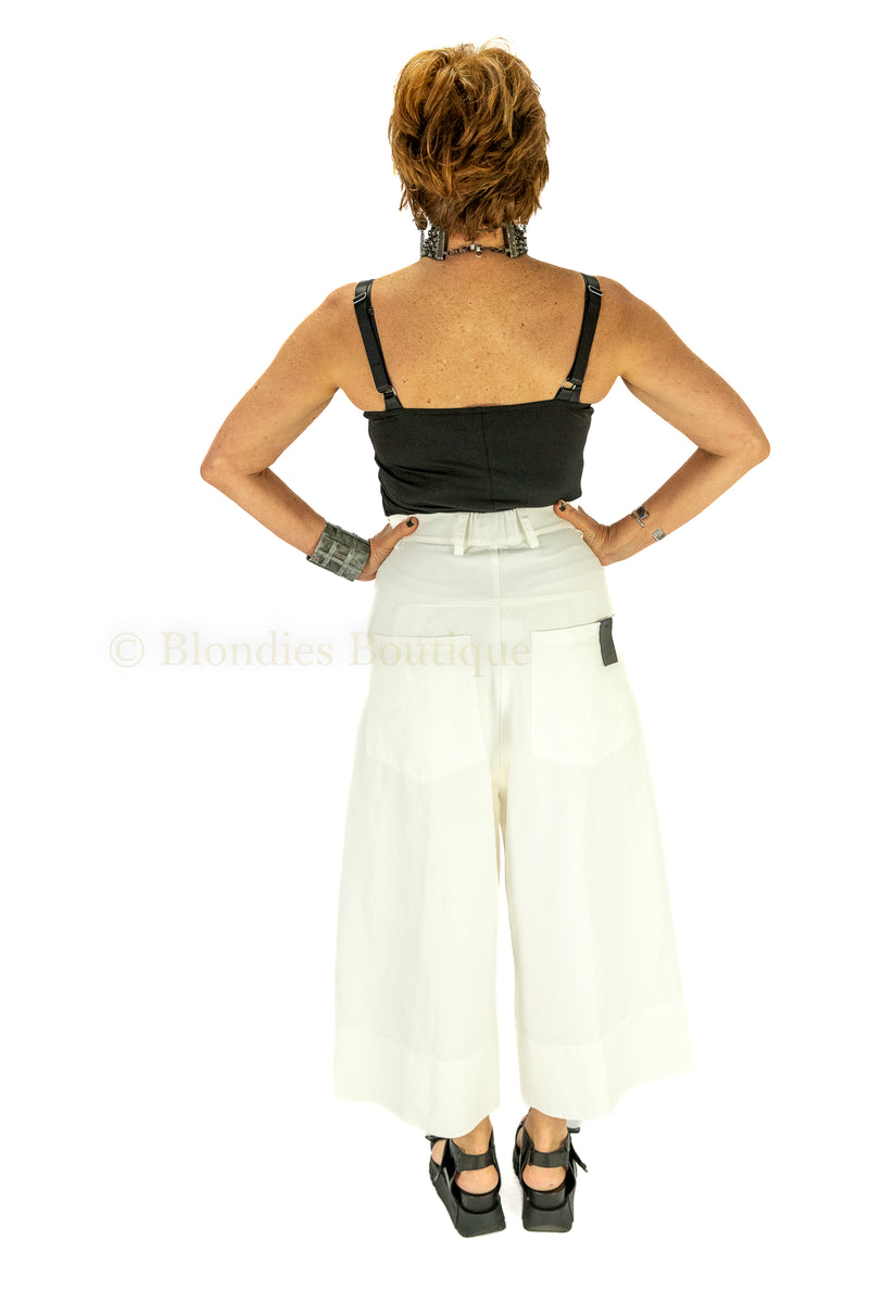 WIDE LEG TROUSER