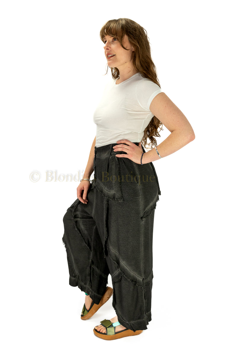 SARIA PANT