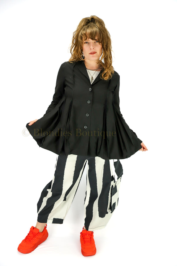 TSUNAMI JACKET