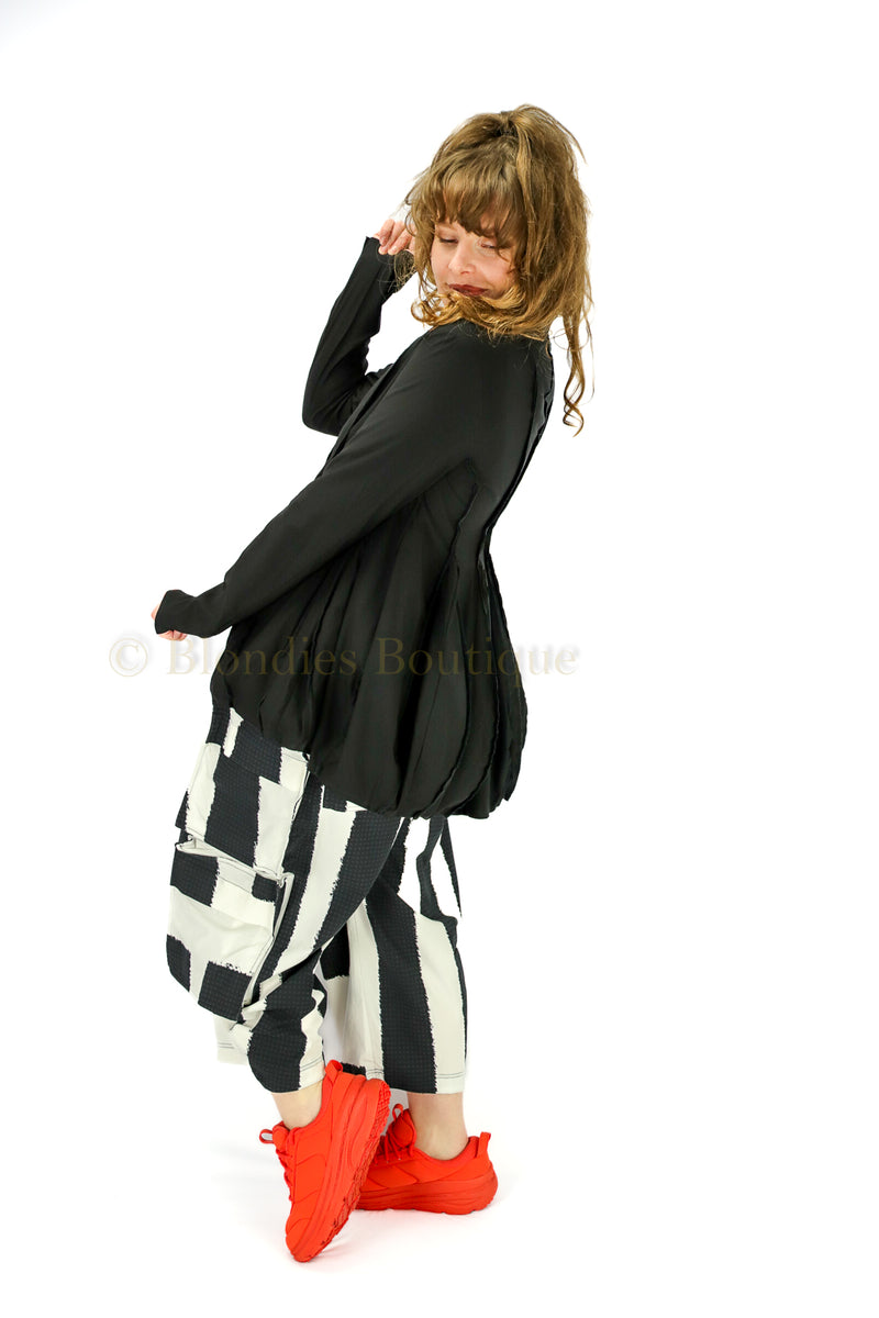 TSUNAMI JACKET