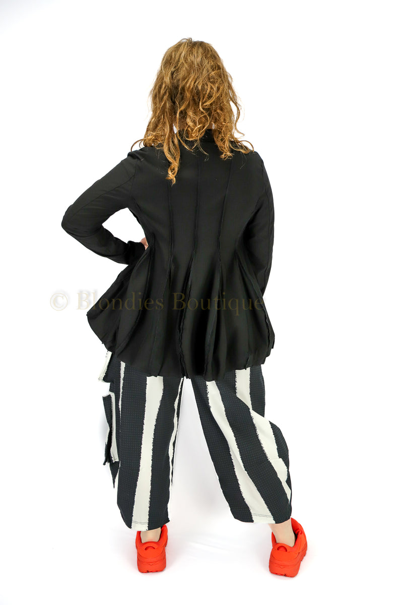 TSUNAMI JACKET