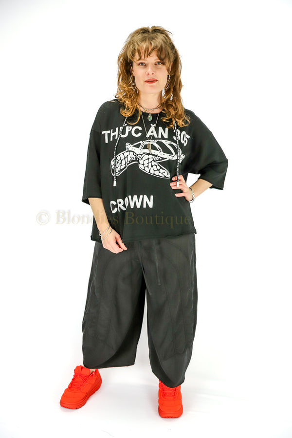 URCHIN TEE