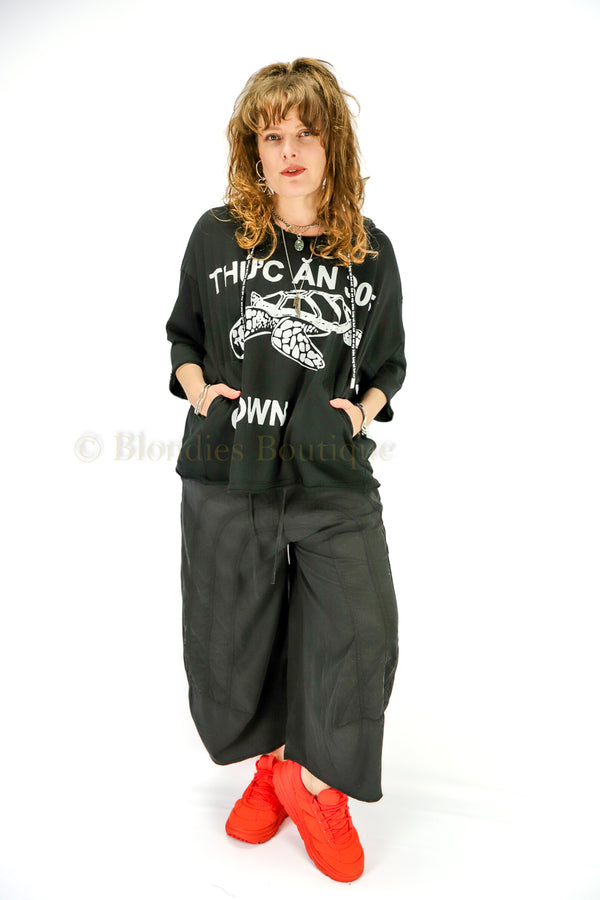 URCHIN TEE