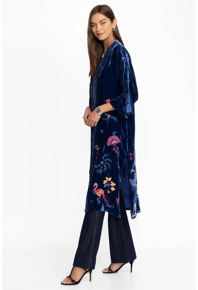 ARIELA BUTTON FRONT KIMONO