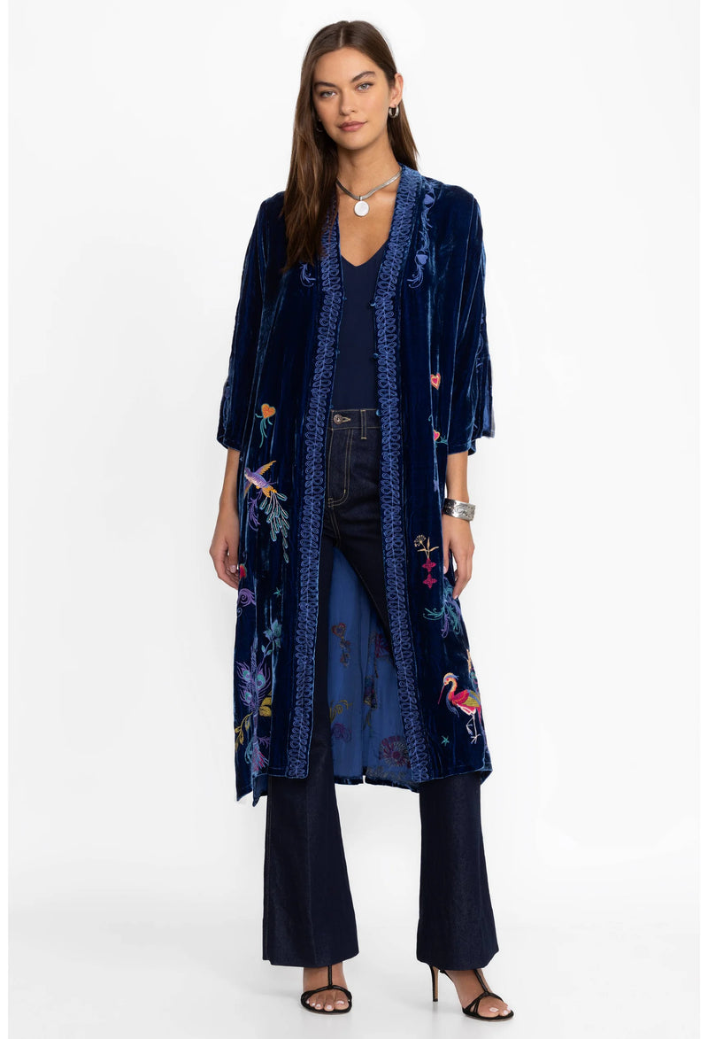 ARIELA BUTTON FRONT KIMONO