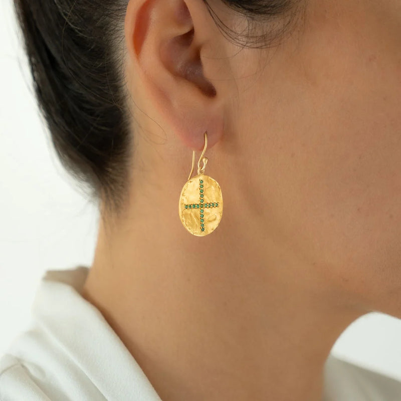 BEATEN OVAL GREEN CROSS EARRING