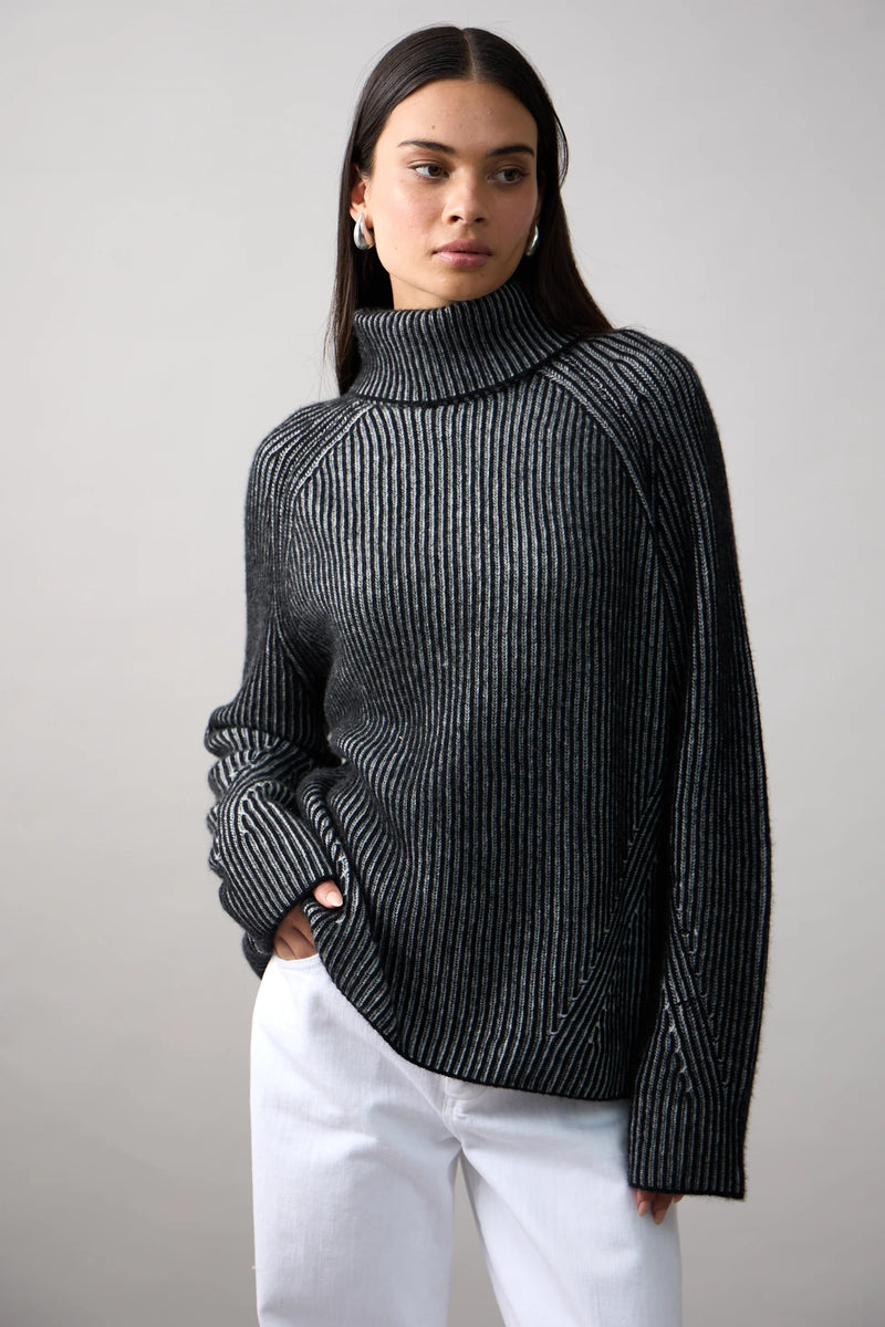 REN ROLLNECK
