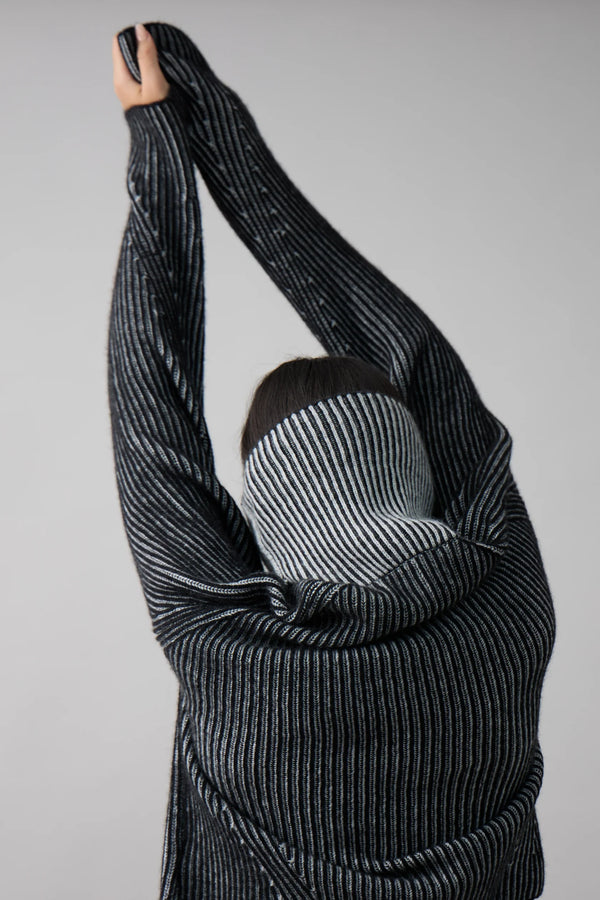 REN ROLL NECK