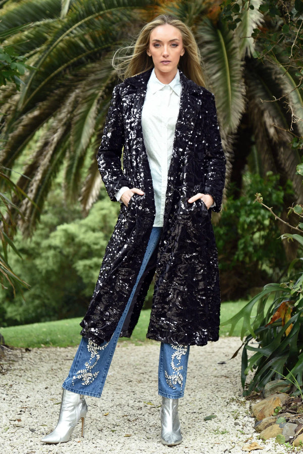 ROCK THE COAT