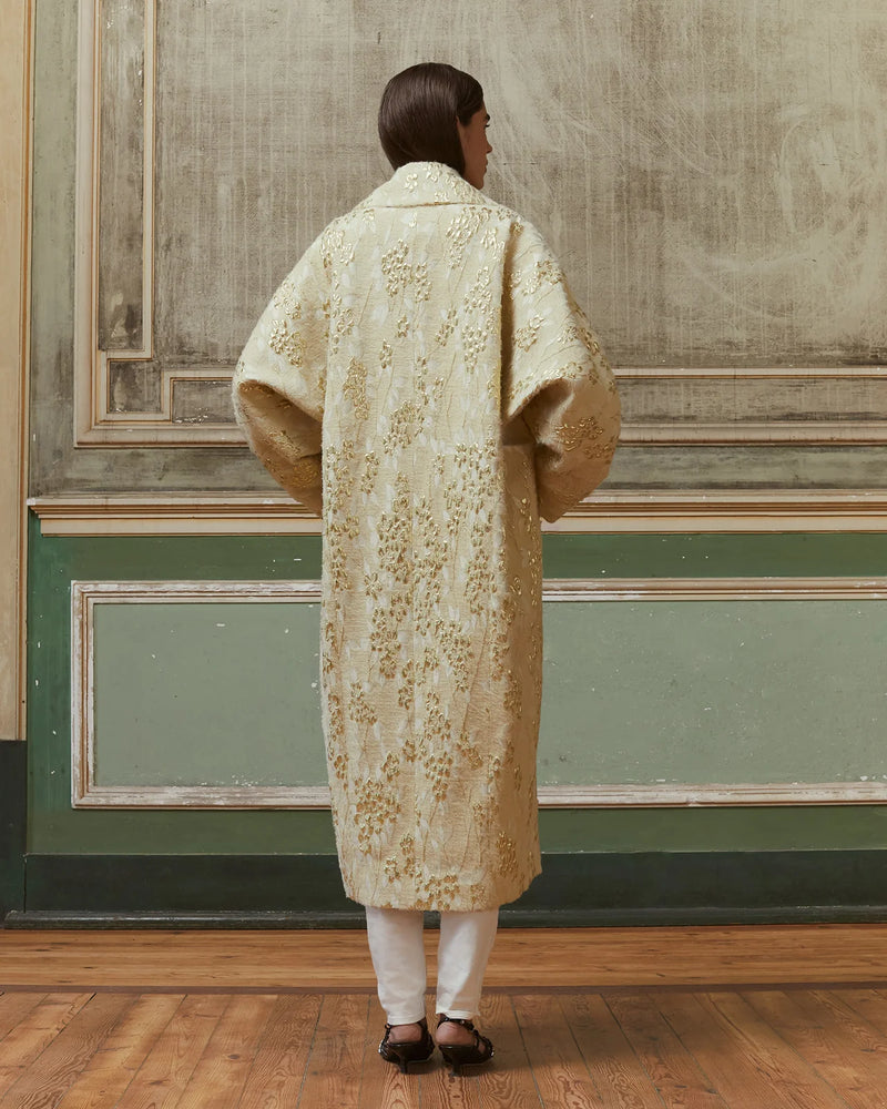 ROYAL COAT