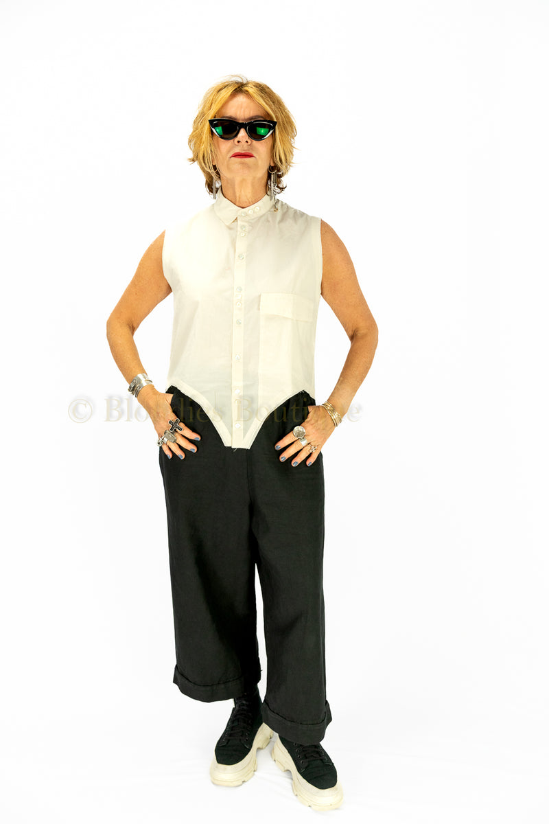 SLEEVLESS POPLIN SHIRT