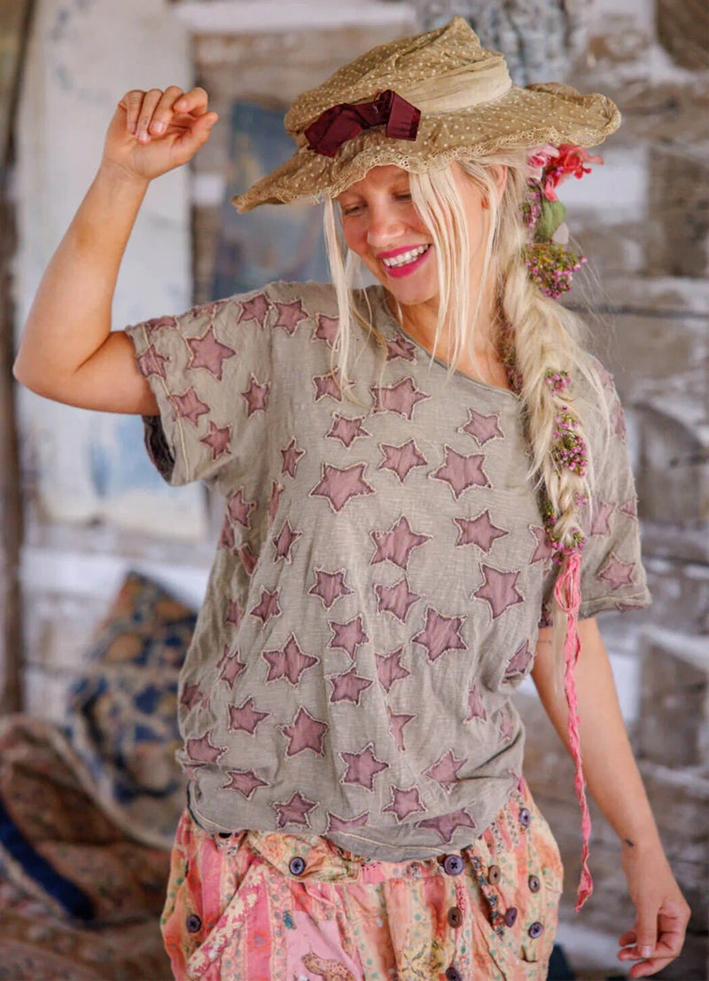 LITTLE STAR APPLIQUED TEE